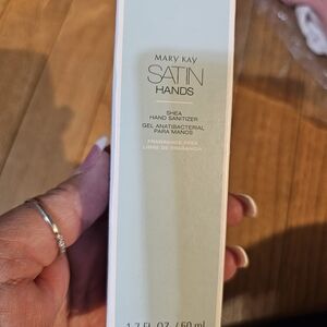 Mary Kay * Satin Hands Fragrance-Free Hand Cream New In Sealed Packaging * NLA